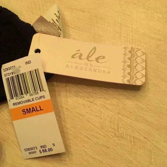 Ale by Alessandra Swim Top - Picture 4 of 4